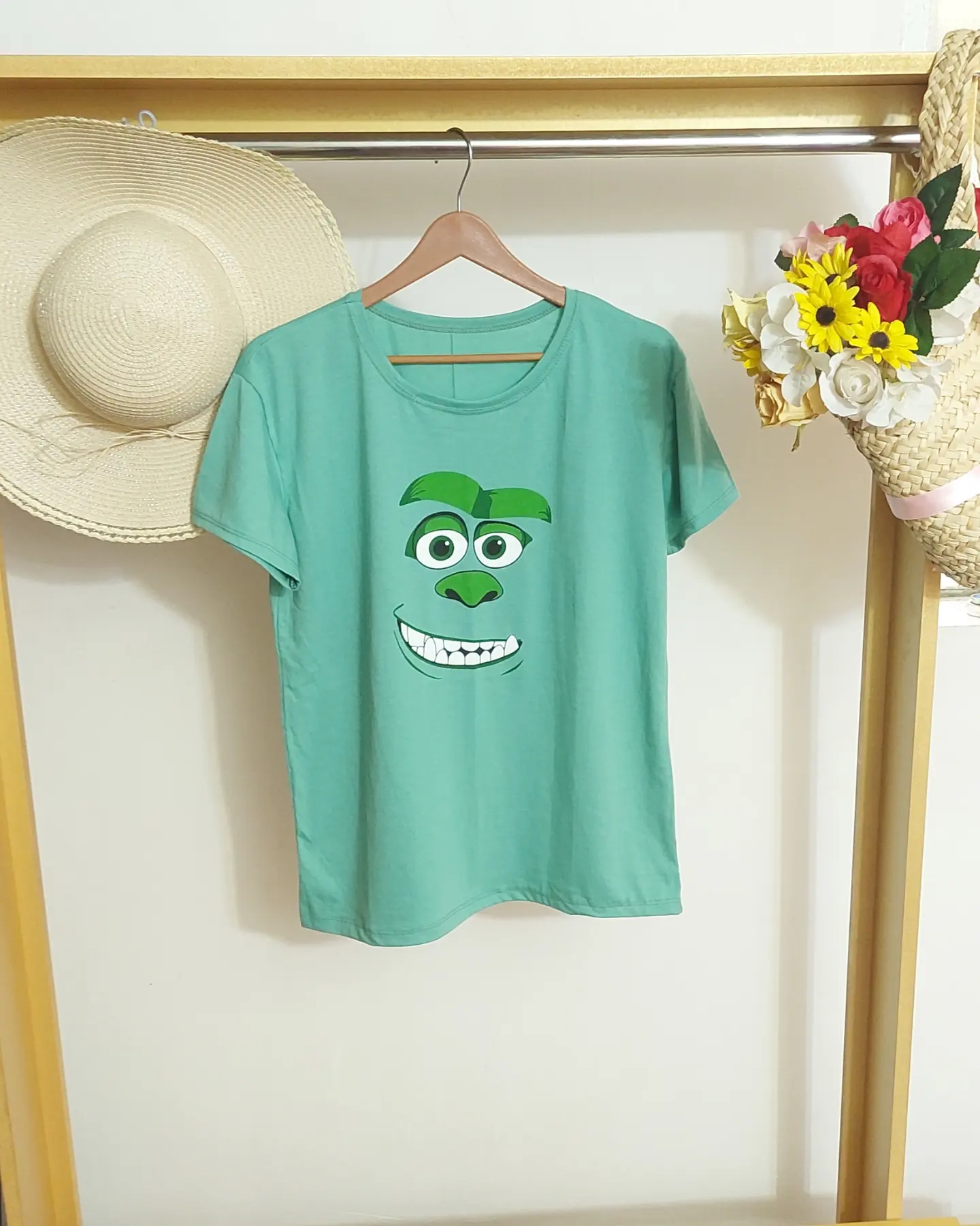 تیشرت انیمیشن سبز آبی