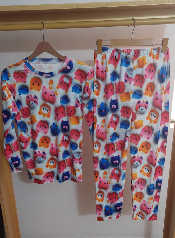 ست بلوز شلوار مخمل سه بعدی زیبا